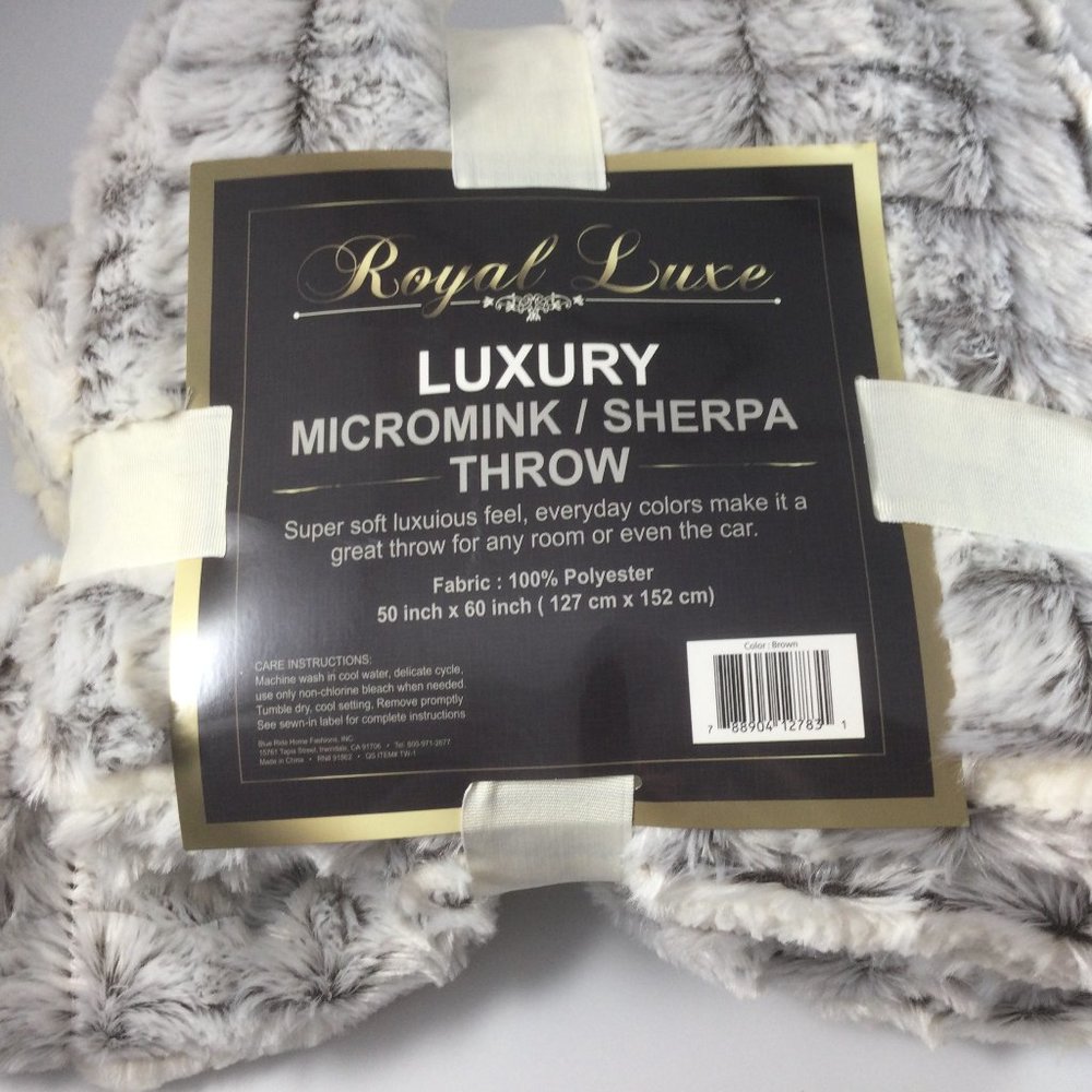 Royal Luxe Micromink Sherpa White Grey Polyester Throw 50in x 60 in